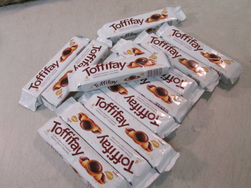 12 Toffifay Candy 4pc Packs  C-1...