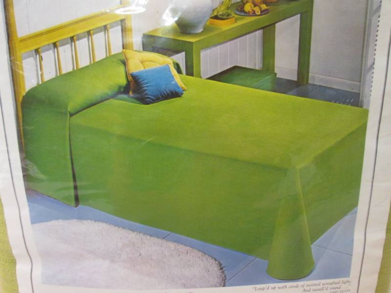 Bates Piping Rock Twin Parrot Green...
