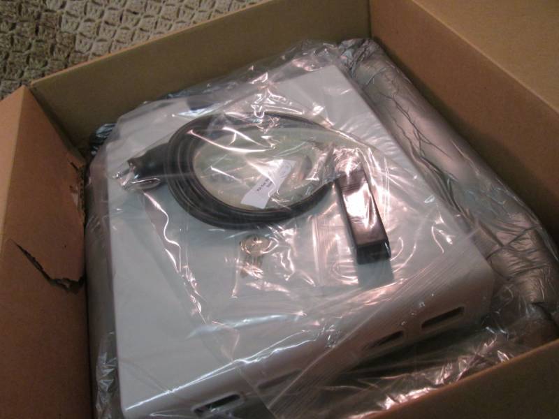 Rubbermaid Health Care Locking Tech...