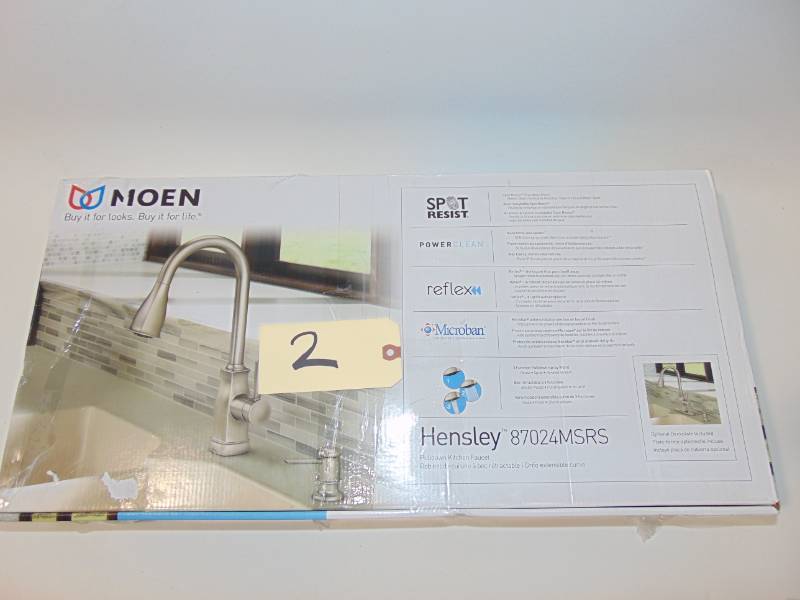 Hensley Pull-Down Sprayer Kitchen Faucet