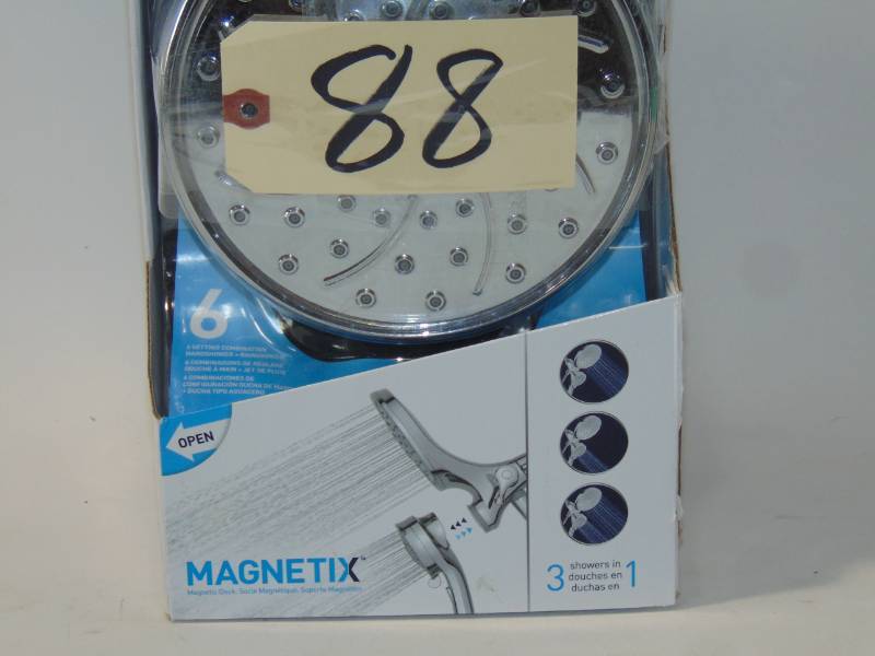 Attract Hand Shower Showerhead Magnetix in Chrome