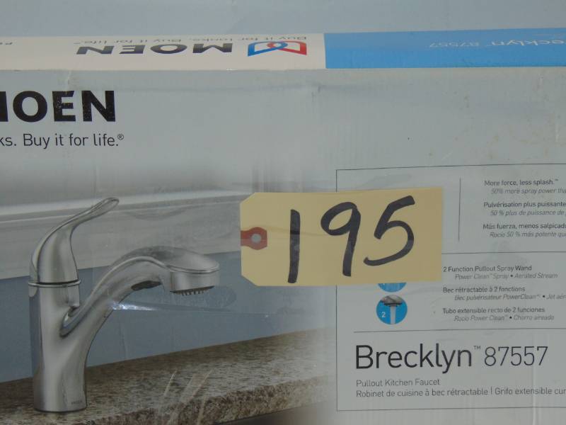 Brecklyn Pull-Out Sprayer Kitchen Faucet Chrome