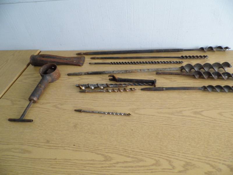 lot 4 image: Drill Bits - Wedge