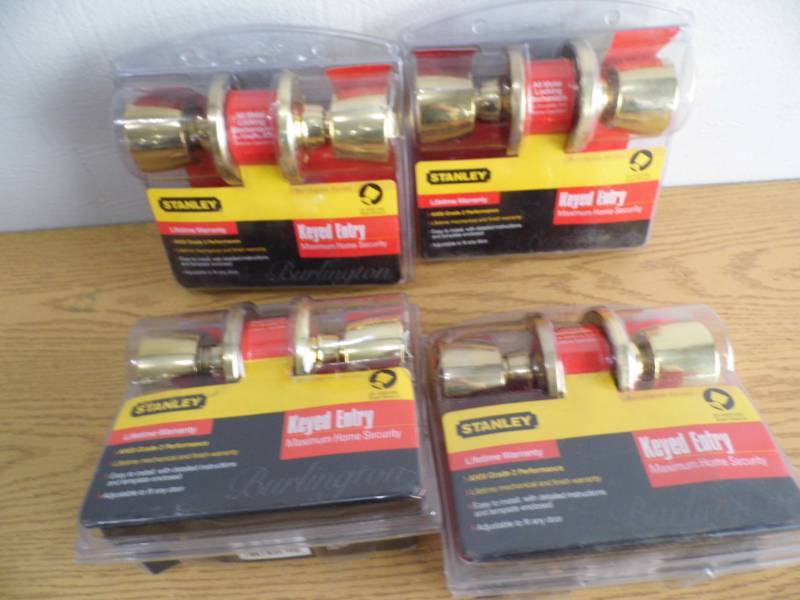 lot 6 image: Door Locks