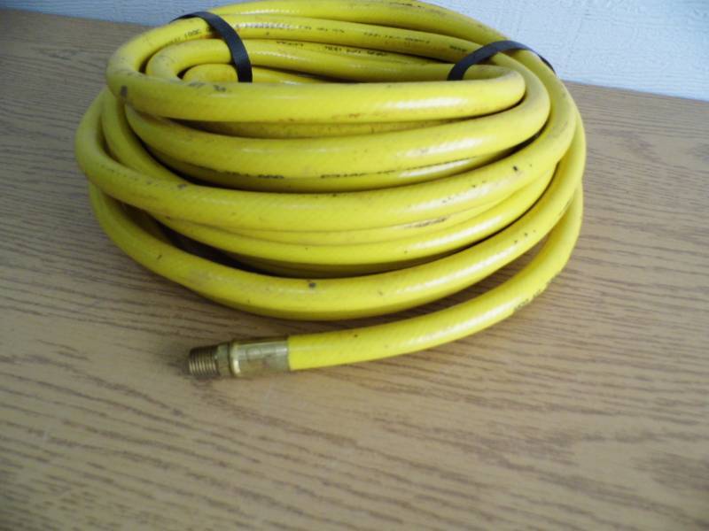 lot 10 image: Air Hose