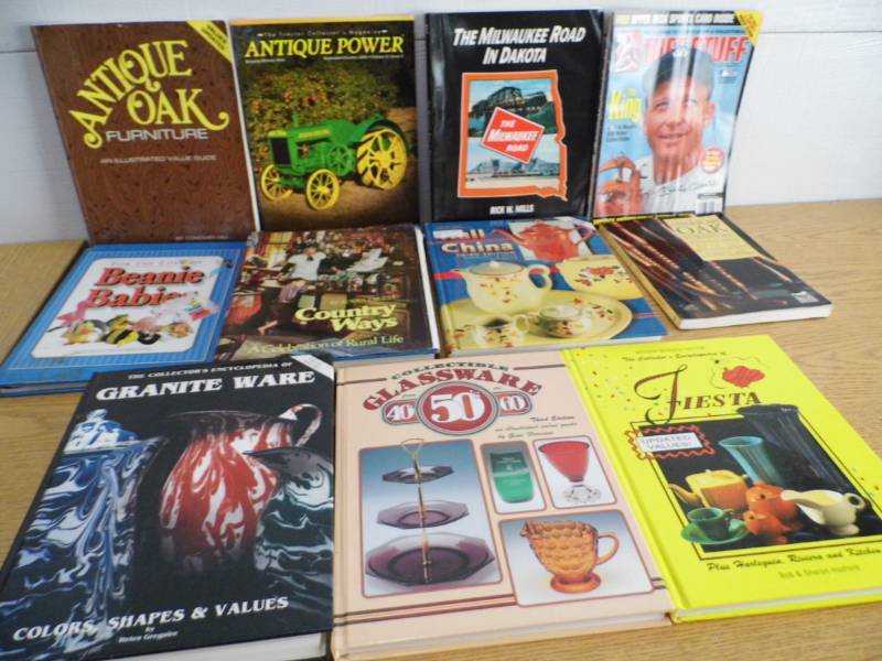 lot 51 image: Books on Collectibles