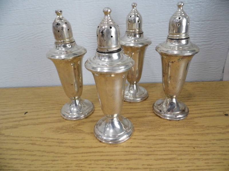 lot 73 image: Salt & Pepper Shakers