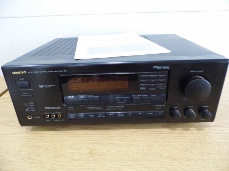 lot 99 image: Onkyo Tuner   Amp