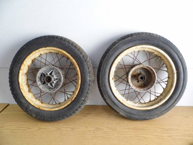 lot 105 image: Lot of 2 Wheels