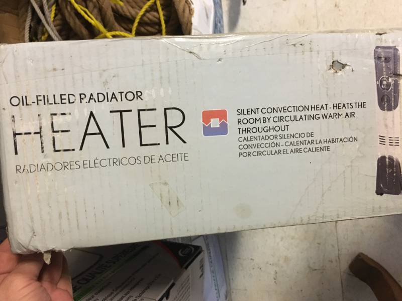 lot 31 image: Oil Filled Radiator Heater