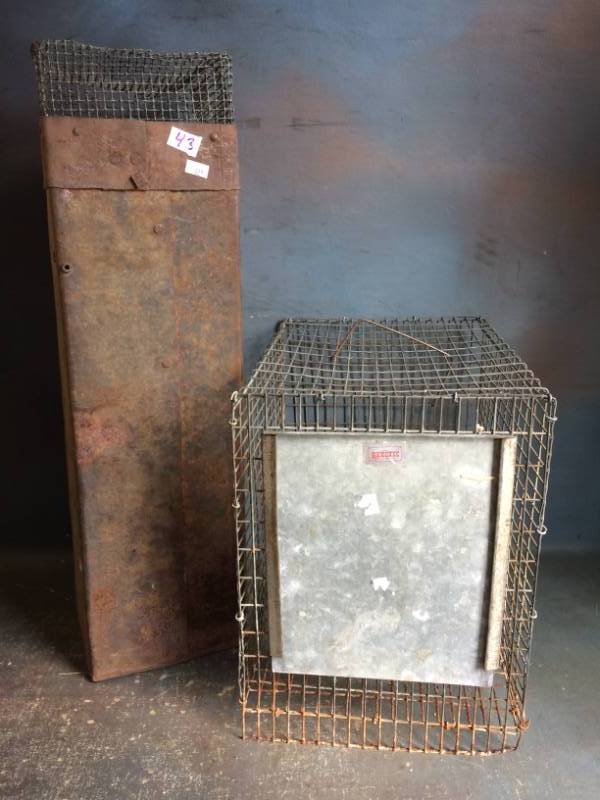 lot 43 image: Metal Trap  Cages