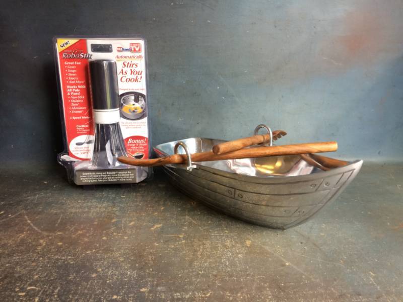 lot 54 image: Kitchen Supplies