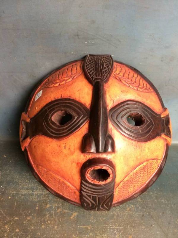 lot 71 image: Wooden Wall Mask