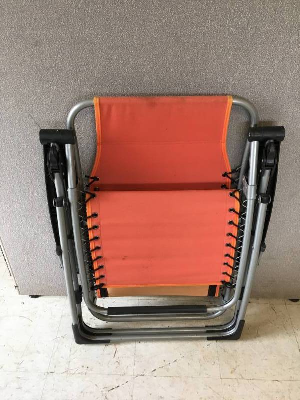 lot 69 image: Gravity Folding Lawn Chair