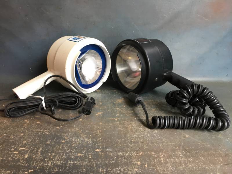 lot 101 image: Hunting  Camping Spotlights