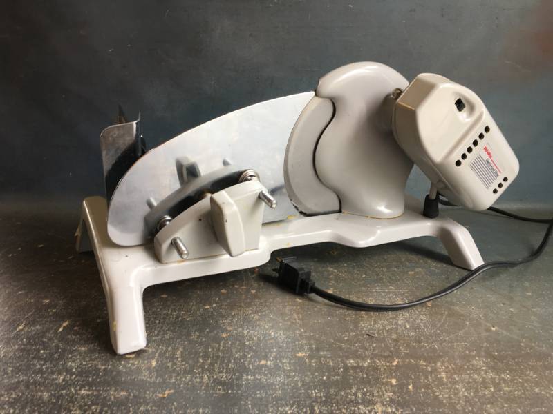lot 113 image: Electric Food Slicer
