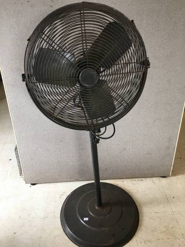 lot 133 image: Fan