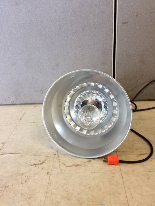 lot 157 image: Lithonia Lighting Reflector