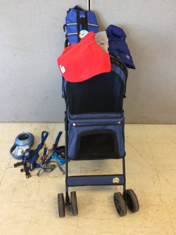 lot 171 image: Go Pet Club Doggy Stroller & More