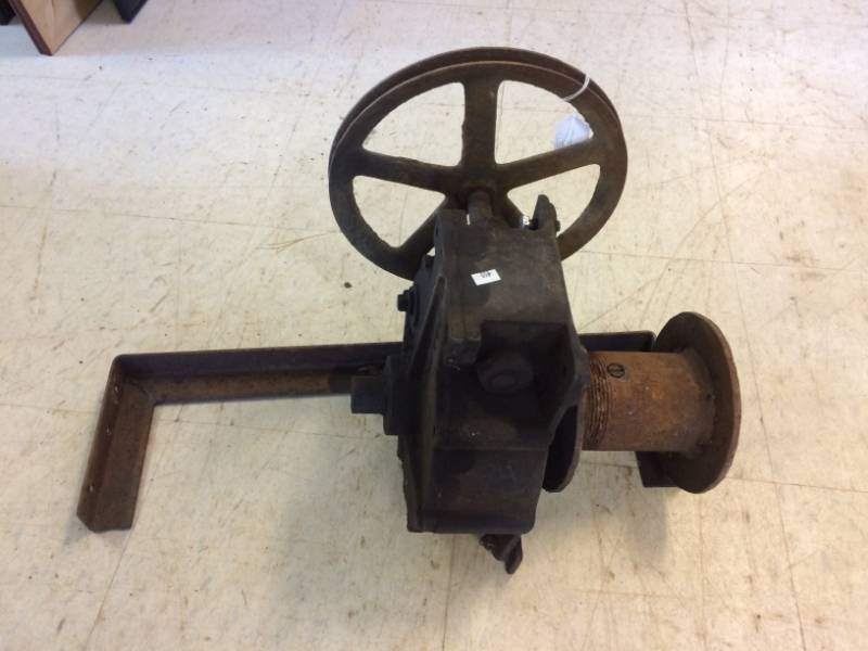 lot 198 image: Gear Reduction without Motor
