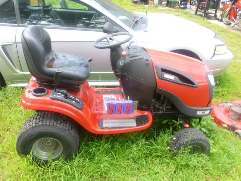 Craftsman YT3000 Lawn Tractor