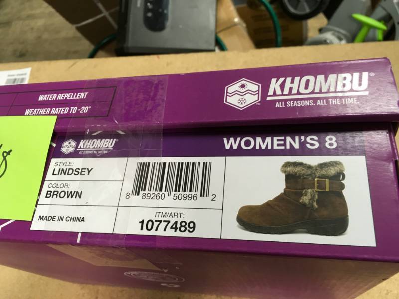 Khombu Womens Lindsey Memory Foam Boots Brown Size 8 not used