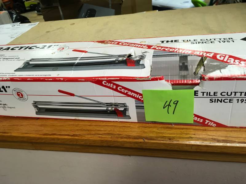Rubi 24 in. Practic Tile Cutter in good condition