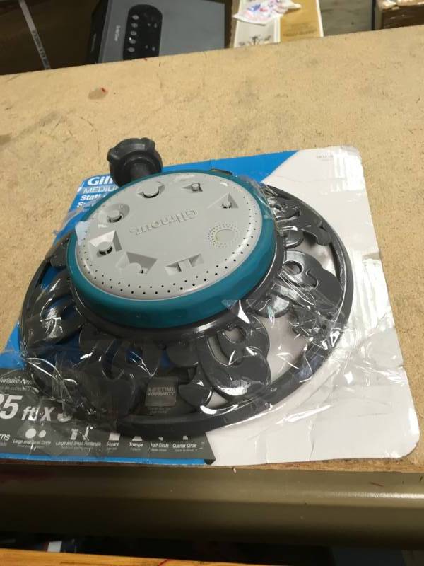 Gilmour 1,225 sq. ft. 8-Pattern Stationary Sprinkler in good condition