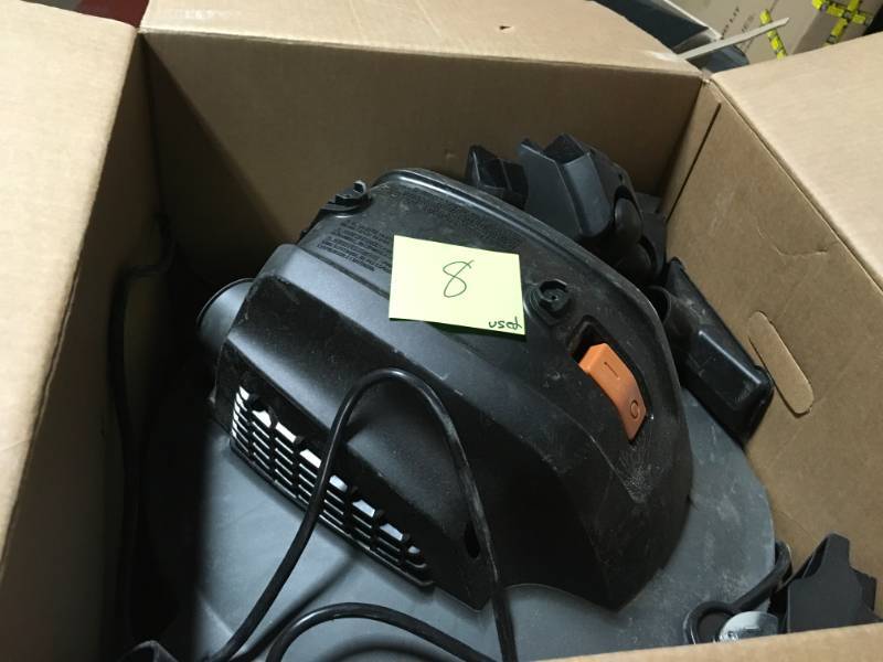 lot 8 image: RIDGID 9 Gal. 4.25-Peak HP NXT WetDry Vac USED in good condition