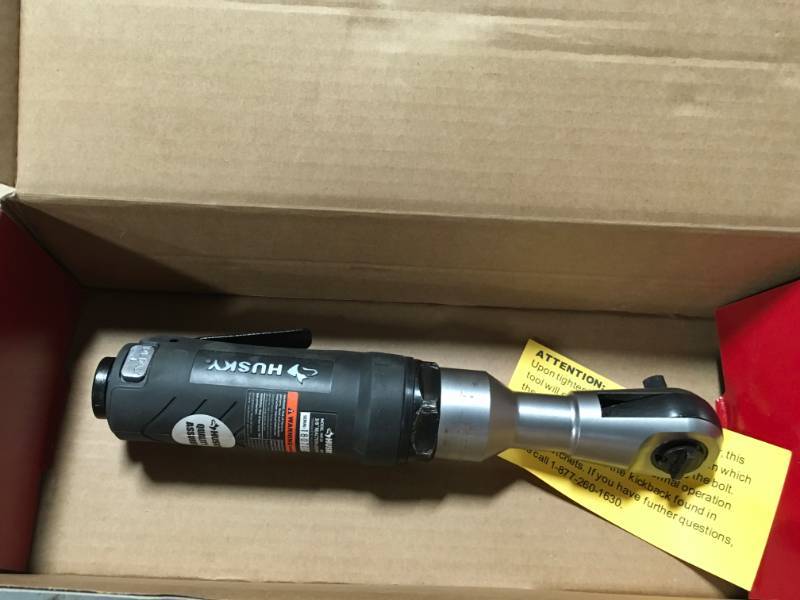 lot 30 image: Husky 38 Reactionless Ratchet 80 Ft-lbs H4120 Pneumatic in good condition