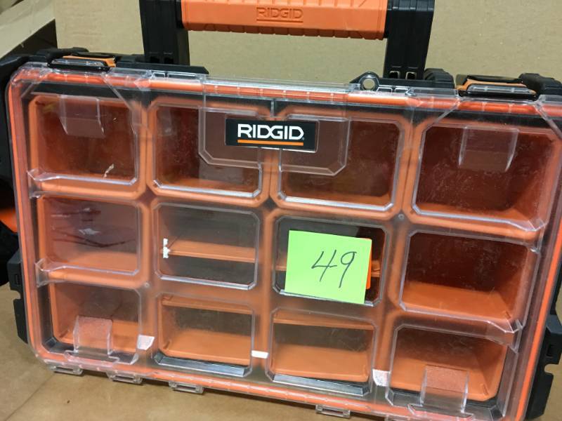 lot 49 image: RIDGID Pro System Gear 10-Compartment Small Parts Organizer missing latch pins