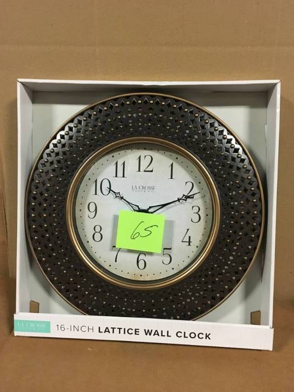 lot 65 image: 16 in. Antiqued Brown Lattice Round Analog Wall Clock