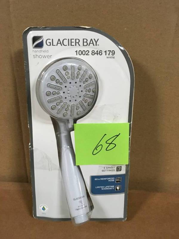 lot 68 image: Glacier Bay 3-Spray Hand Shower in White in good condition