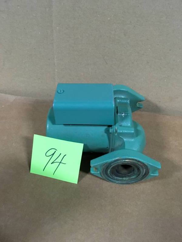 lot 94 image: Taco Comfort Solutions 125 HP Cast Iron Circulator Pump in good condition