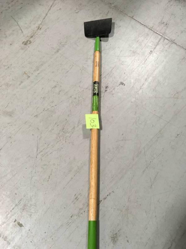 RYOBI Reconditioned 2-Cycle 25 cc Gas Full Crank Shaft String Trimmer in good condition