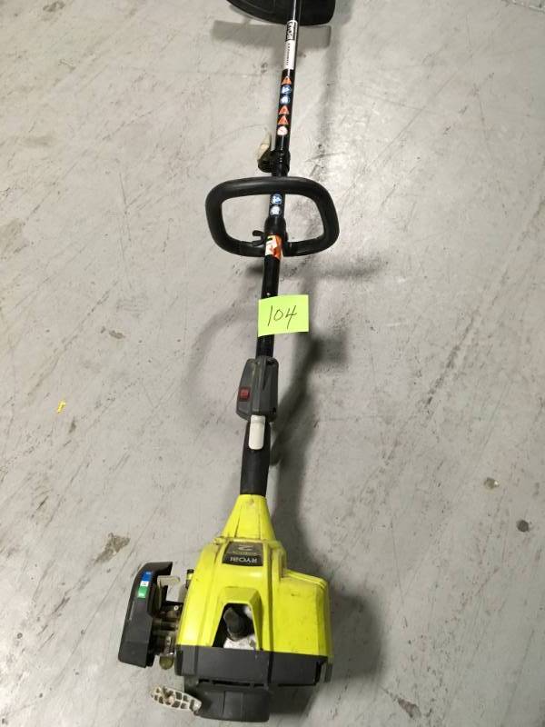 lot 105 image: RYOBI Reconditioned 2-Cycle 25 cc Gas Full Crank Shaft String Trimmer in good condition