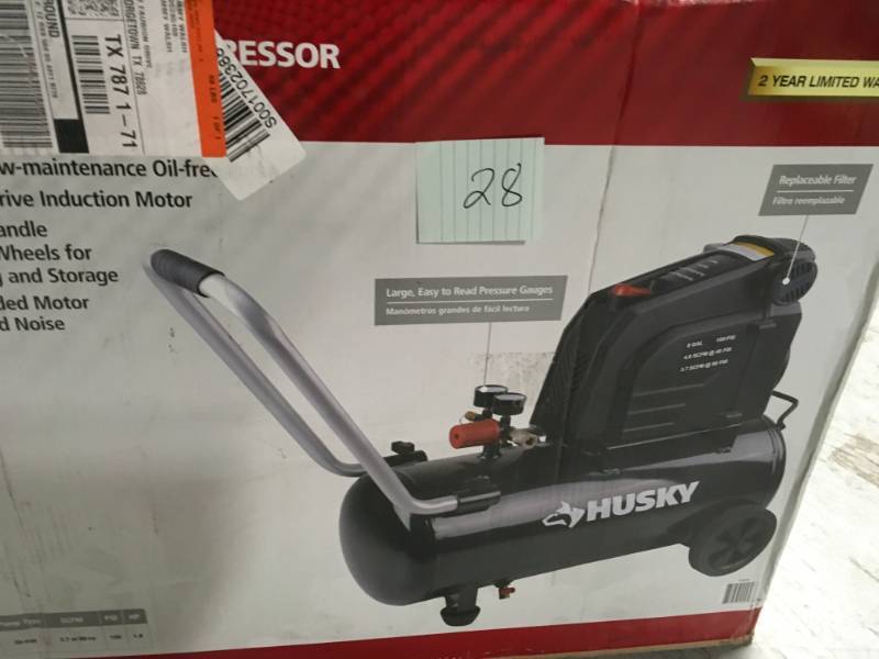 Husky 8G 150 PSI Hotdog Air Compressor used in good condition