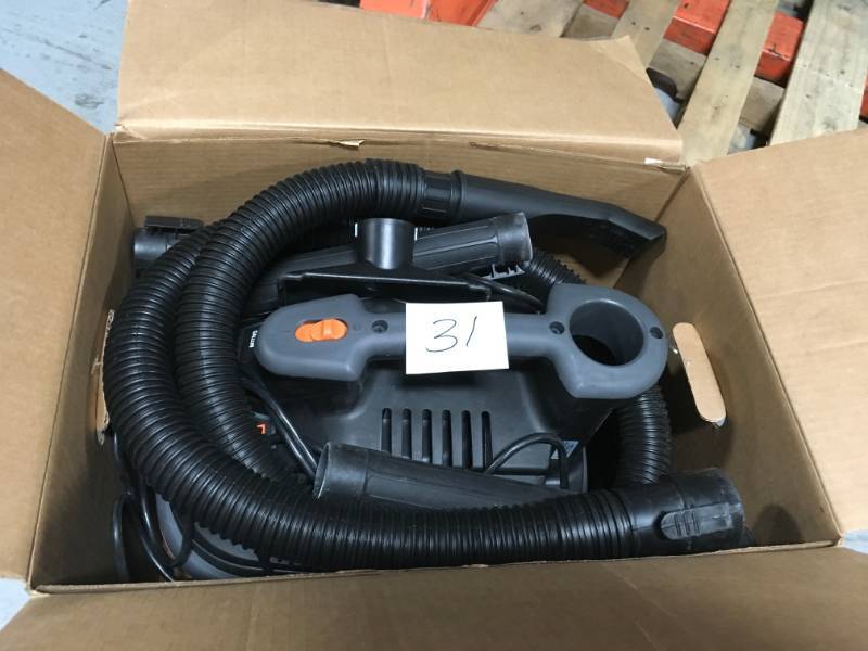 RIDGID 4 Gal. 5.0-Peak HP Portable WetDry Vacuum in good condition