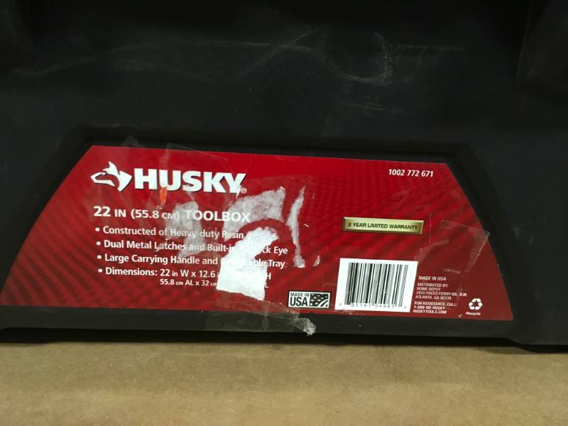 Husky 22 in. Plastic Tool Box with Metal Latches in Black SEE PHOTO BROKEN DAMAGE