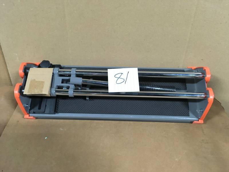 HDX 14 in. Rip Ceramic Tile Cutter in good condition