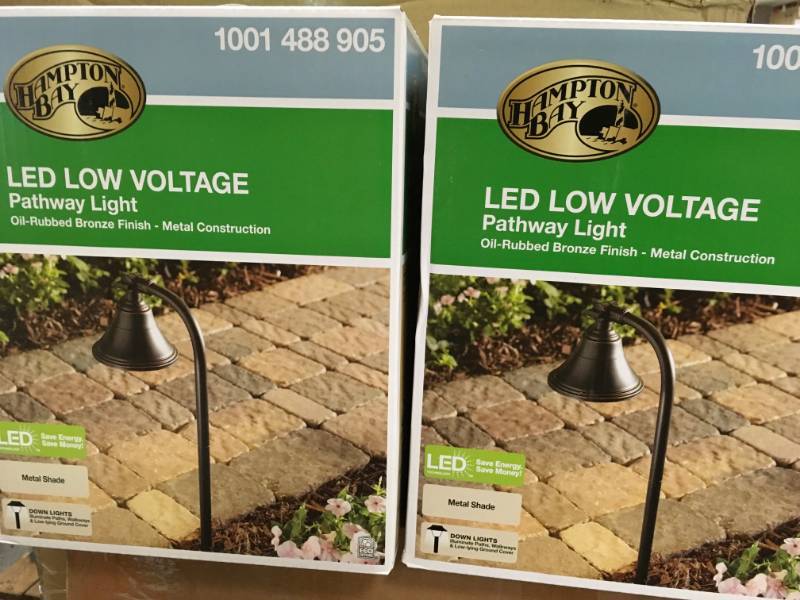 Hampton Bay Low-Voltage 10-Watt Equivalent Oil-Rubbed Bronze Outdoor Integrated LED Landscape Path Light with Metal Shade not used