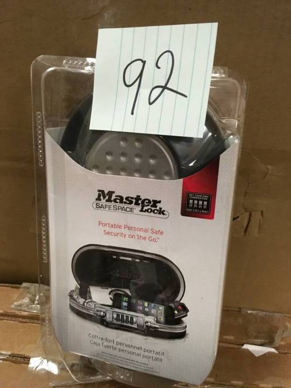 Master Lock 5900d Safespace Portable Safe, Gunmetal Grey in good condition