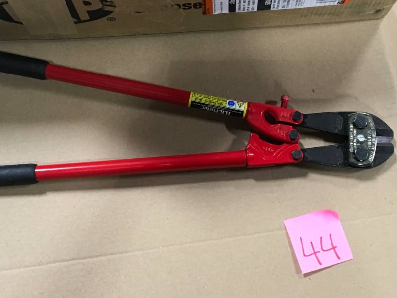 H.K. Porter 24 in. Industrial Grade Center Cut Bolt Cutter in good condition