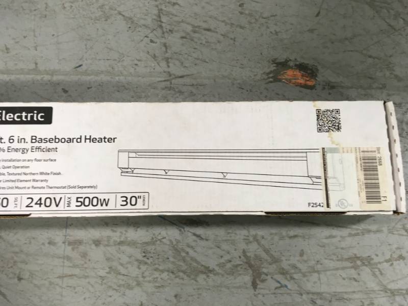 Fahrenheat 30 in. 500-Watt Baseboard Heater in good condition