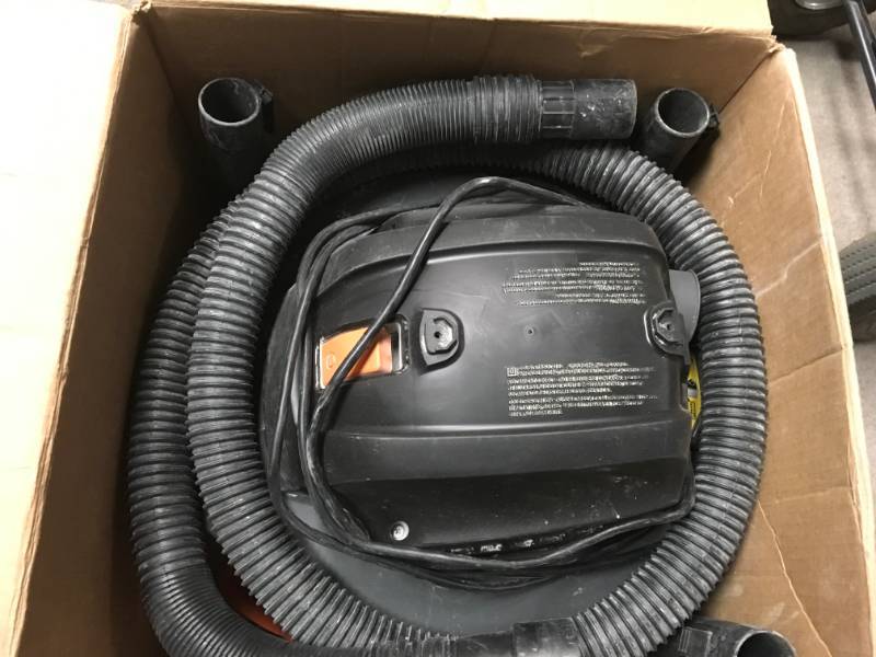 RIDGID 6 Gal. 3.5-Peak HP NXT WetDry Vac USED in good condition