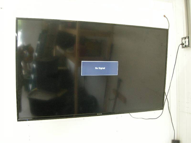 lot 11 image: Westinghouse 55 Flat LED TV with Wall Mount