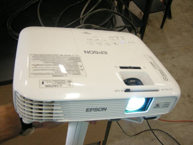 lot 16 image: Epson LCD Projector Powerlite Home Cinema