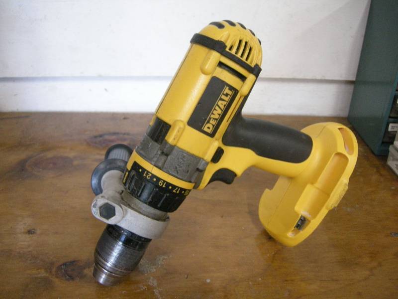 lot 30 image: DeWalt Heavy Duty XRP 12 Cordless Hammer Drill