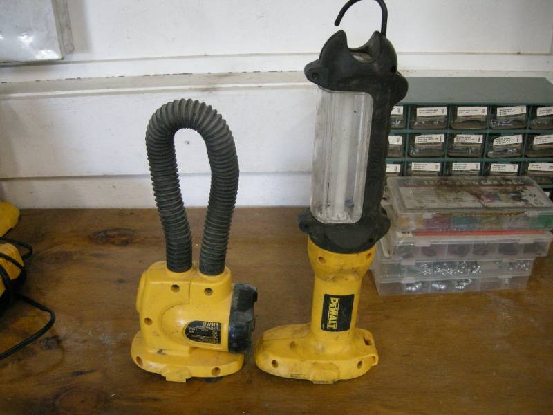lot 33 image: 2 DeWalt 18v Cordless Lights