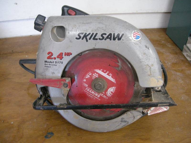 lot 36 image: Skilsaw 7-14 Saw